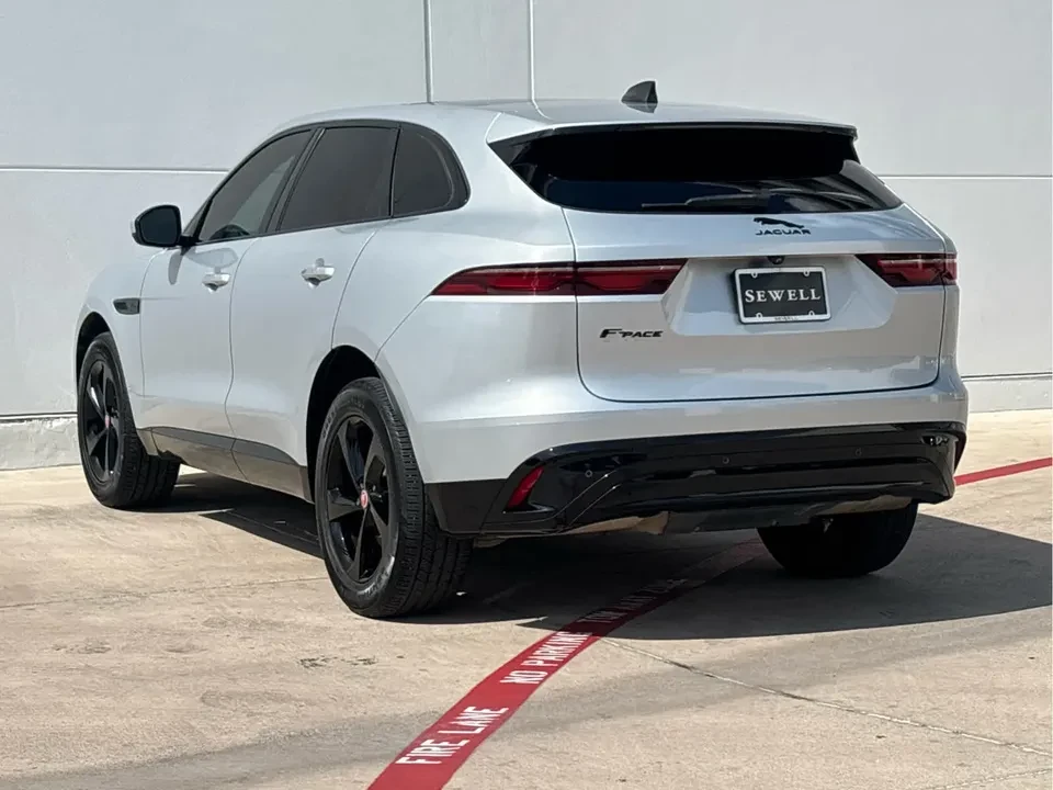 2023 Jaguar F-Pace - Image 5 of 19