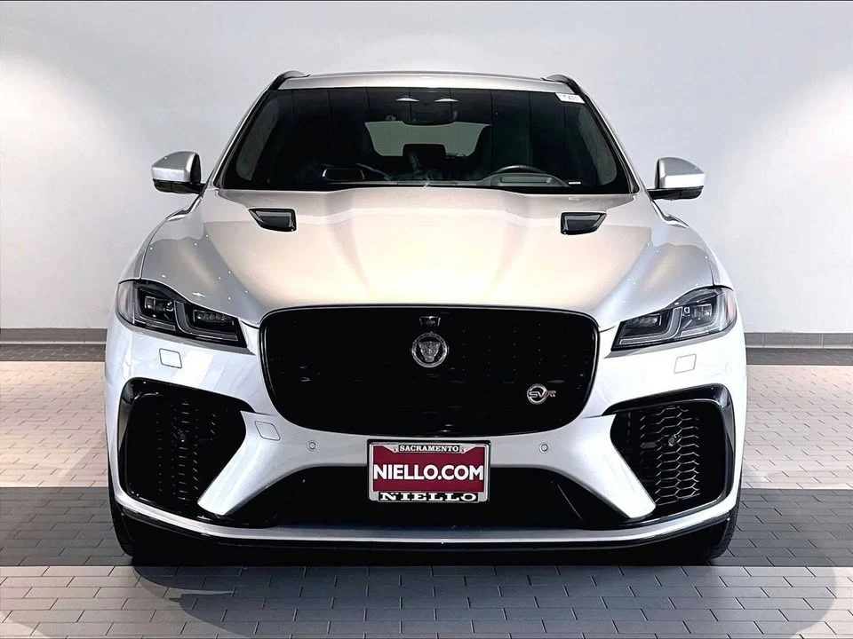 2023 Jaguar F-Pace - Image 10 of 20