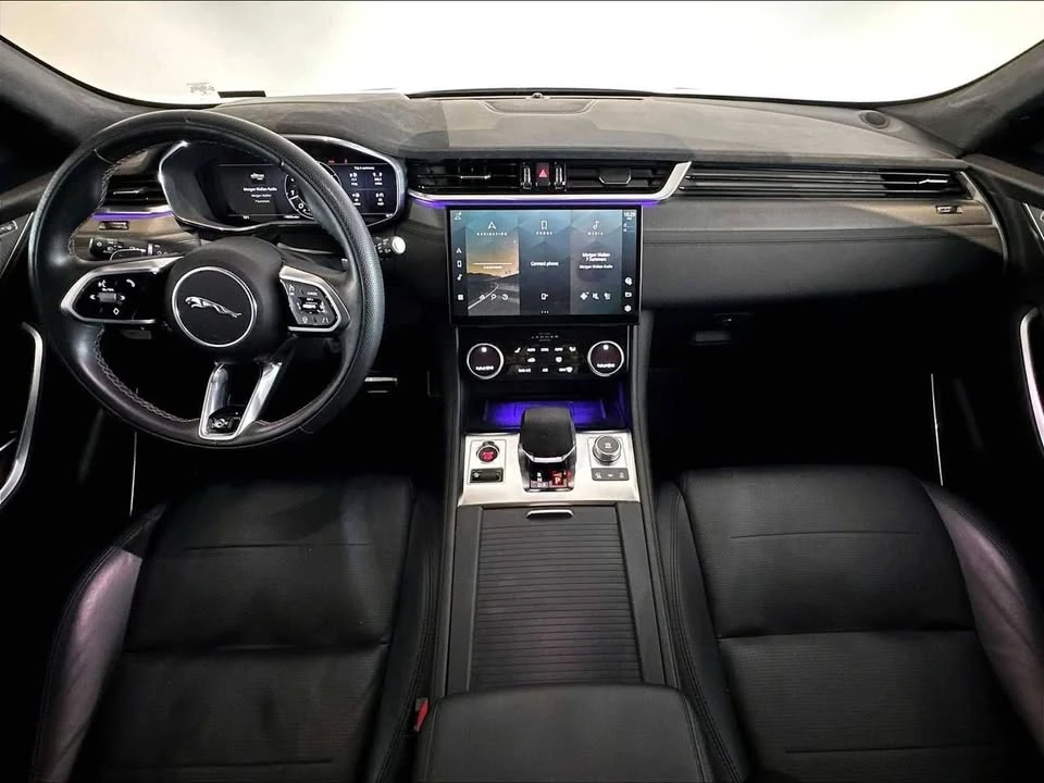 2023 Jaguar F-Pace - Image 14 of 20
