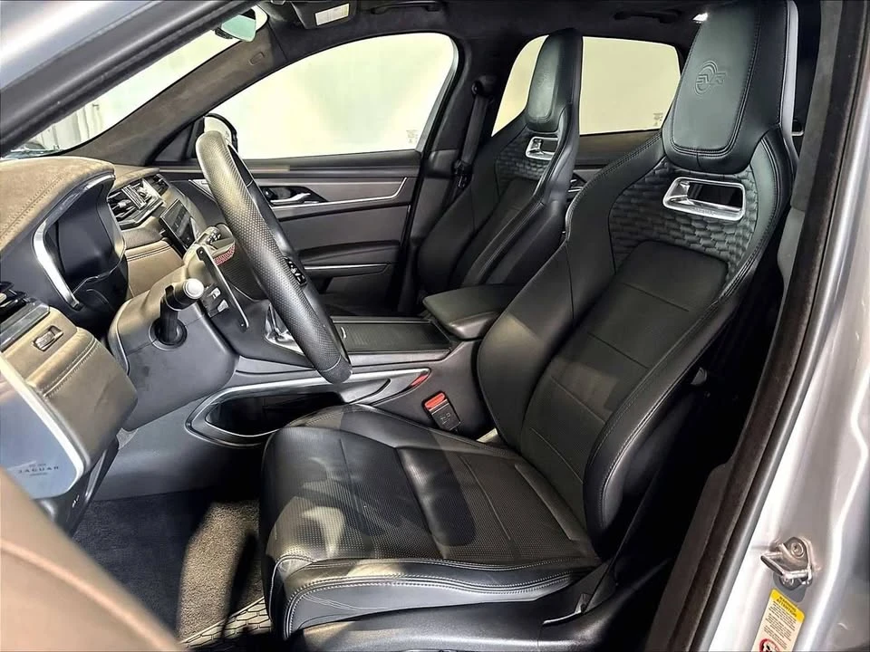 2023 Jaguar F-Pace - Image 5 of 20