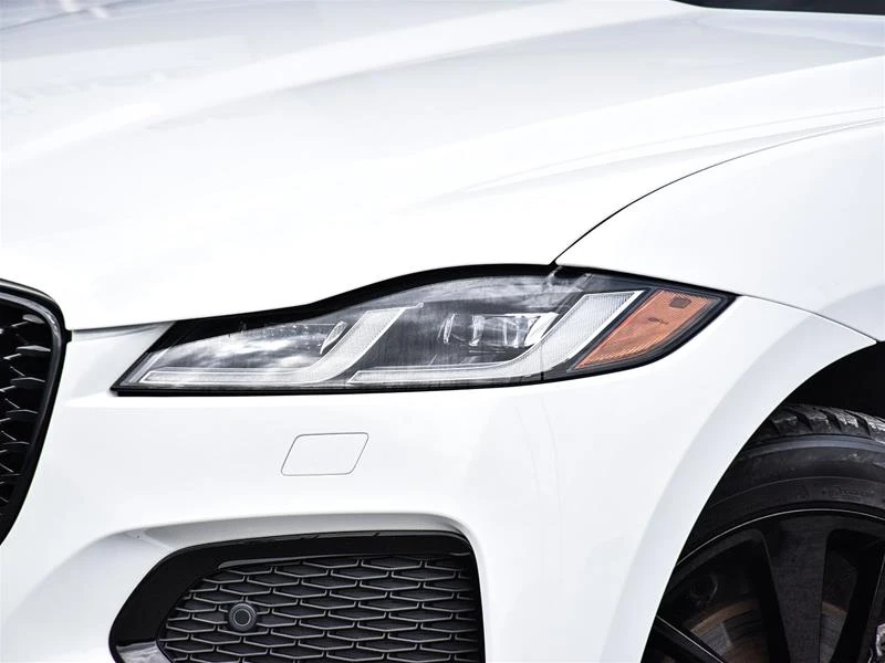 2023 Jaguar F-Pace - Image 10 of 10