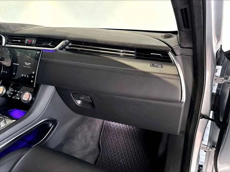 2023 Jaguar F-Pace - Image 20 of 20