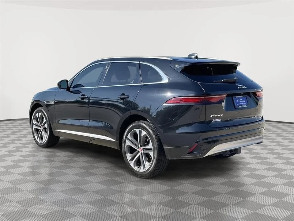 2023 Jaguar F-Pace - Image 9 of 20