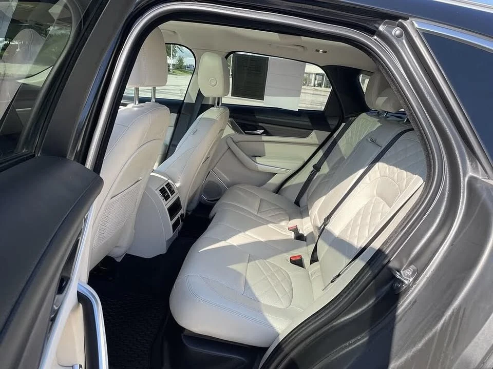 2023 Jaguar F-Pace - Image 20 of 20