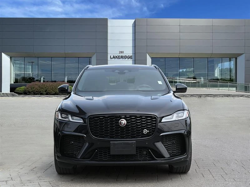 2023 Jaguar F-Pace - Image 4 of 10