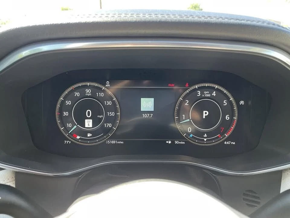 2023 Jaguar F-Pace - Image 15 of 20