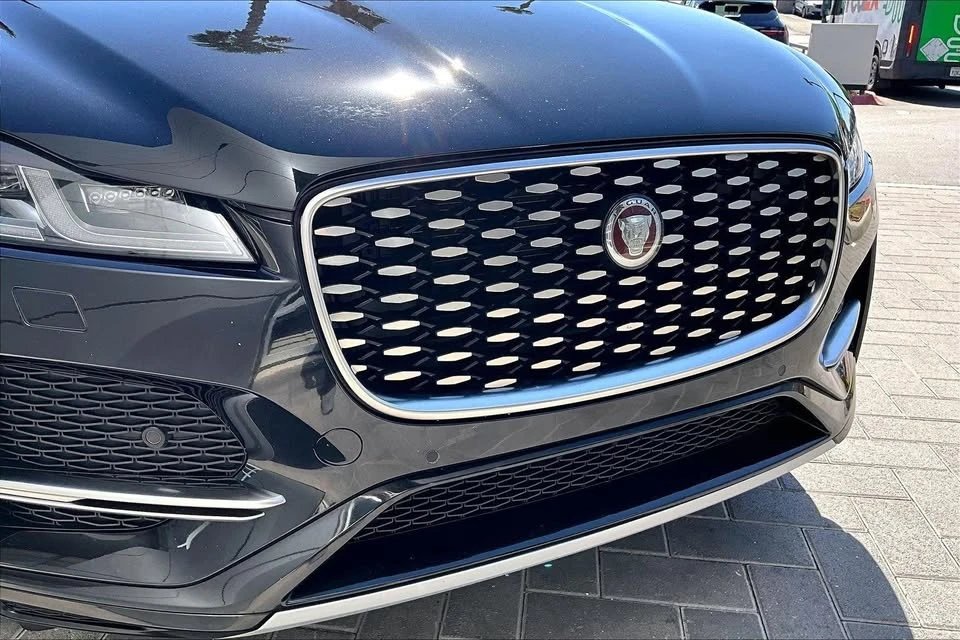 2023 Jaguar F-Pace - Image 16 of 16