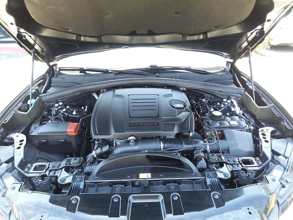 2023 Jaguar F-Pace - Image 19 of 20