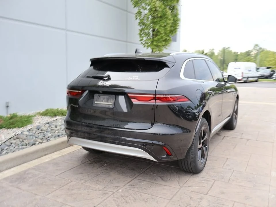 2023 Jaguar F-Pace - Image 6 of 20