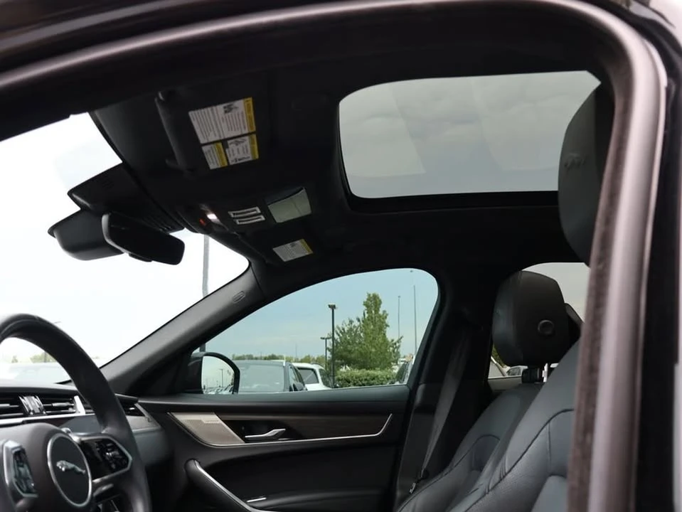 2023 Jaguar F-Pace - Image 16 of 20