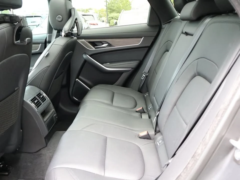 2023 Jaguar F-Pace - Image 12 of 20