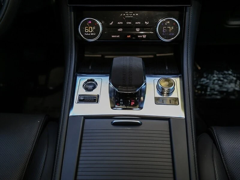 2023 Jaguar F-Pace - Image 20 of 21