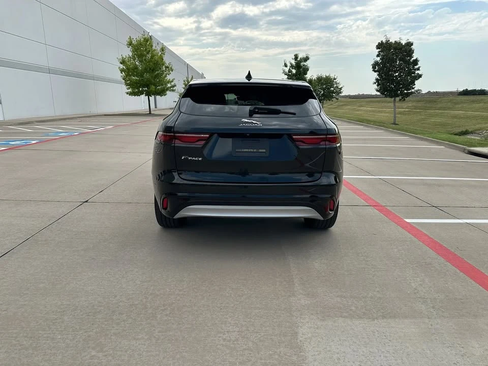 2023 Jaguar F-Pace - Image 5 of 20