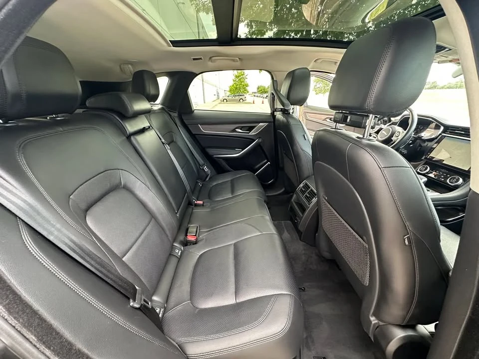 2023 Jaguar F-Pace - Image 14 of 20