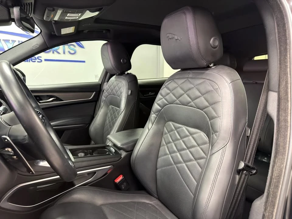2023 Jaguar F-Pace - Image 10 of 20