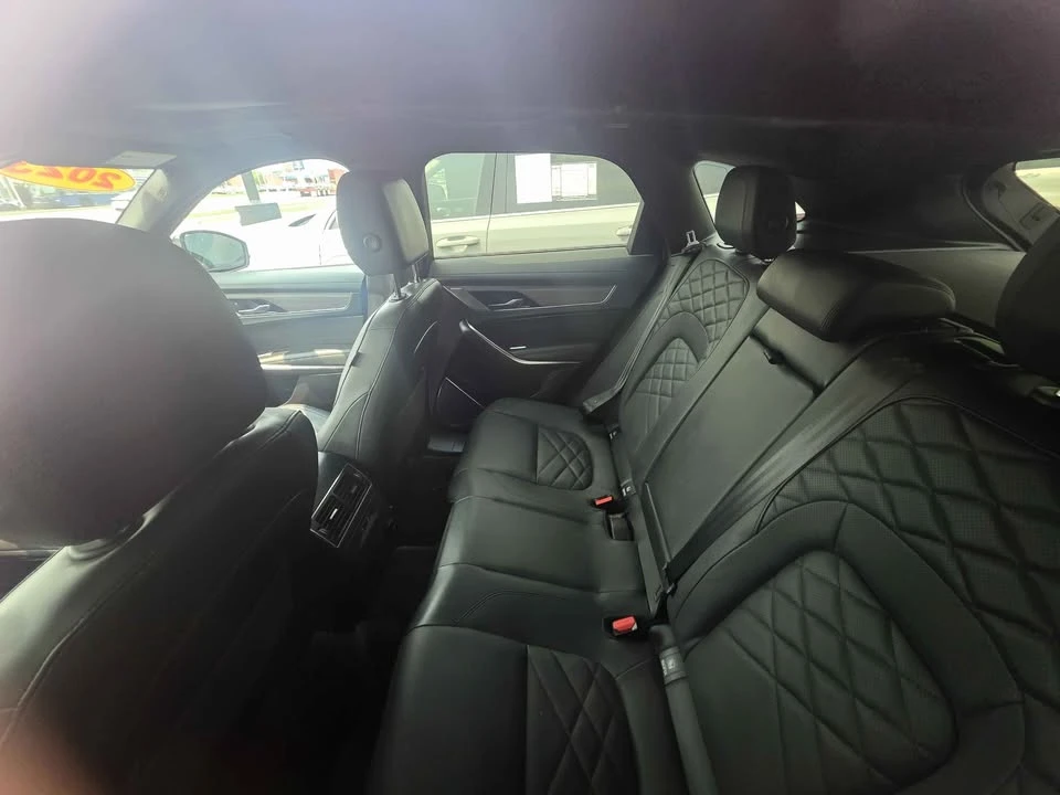 2023 Jaguar F-Pace - Image 6 of 8