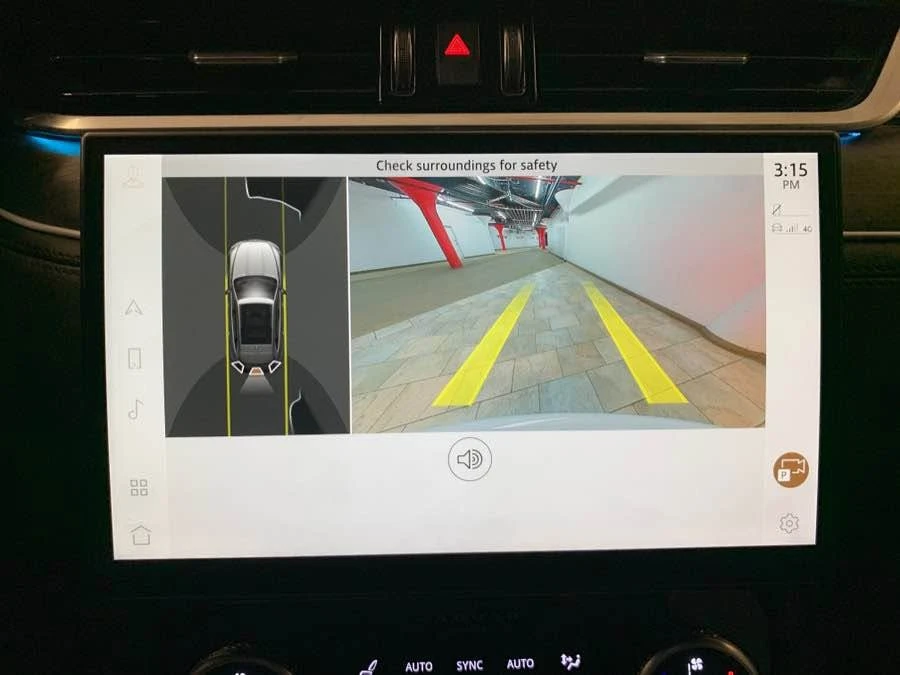 2023 Jaguar F-Pace - Image 13 of 18