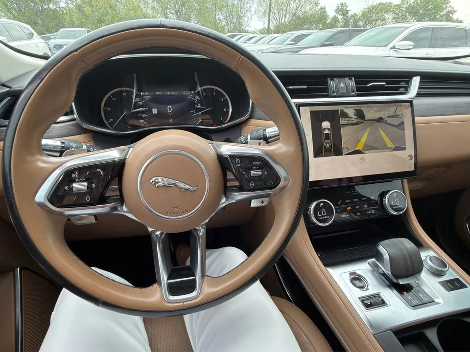 2023 Jaguar F-Pace - Image 12 of 12
