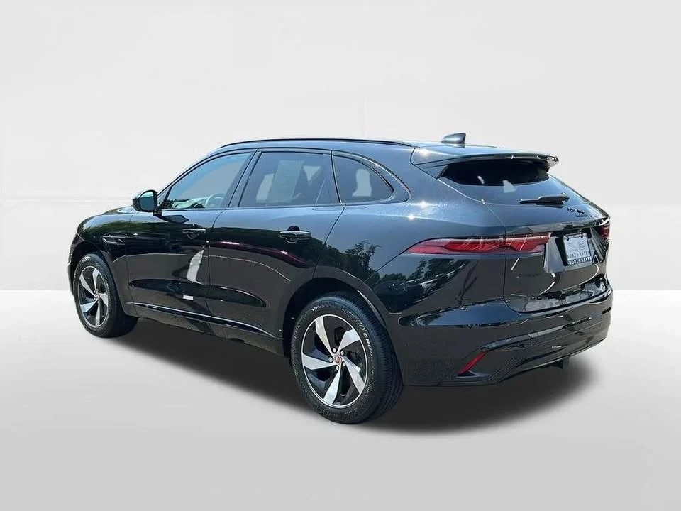 2023 Jaguar F-Pace - Image 6 of 17