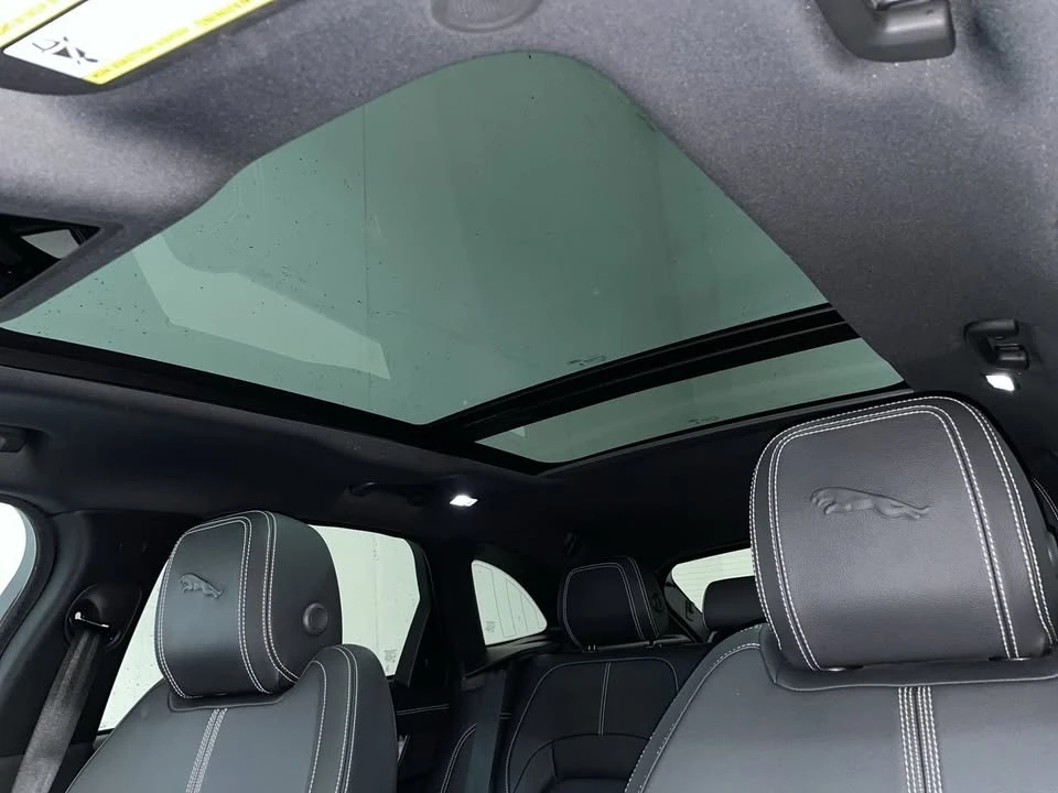 2023 Jaguar F-Pace - Image 18 of 20