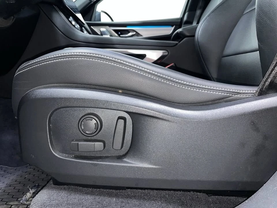 2023 Jaguar F-Pace - Image 10 of 20
