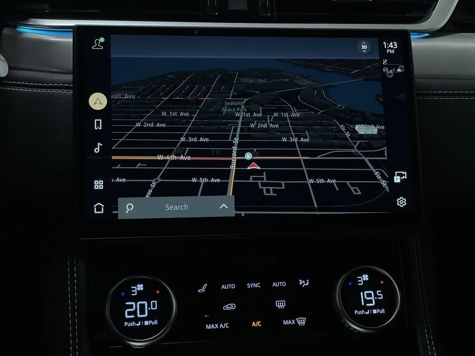 2023 Jaguar F-Pace - Image 15 of 20