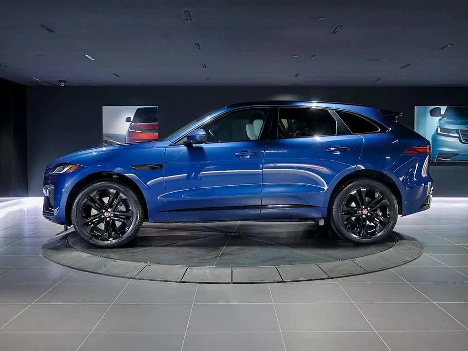 2023 Jaguar F-Pace - Image 8 of 20