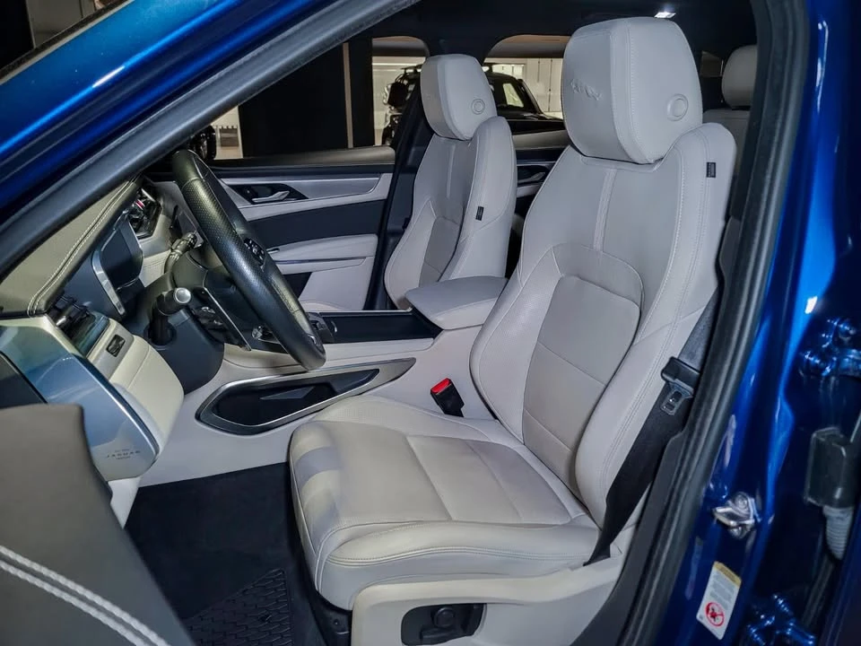 2023 Jaguar F-Pace - Image 10 of 20
