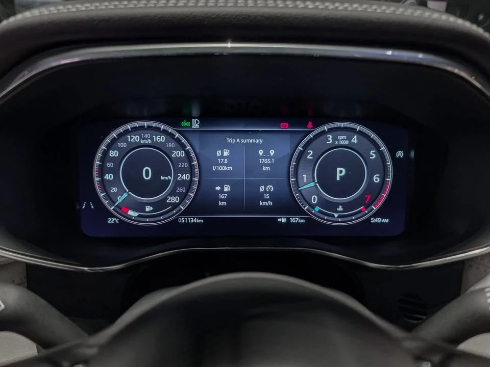 2023 Jaguar F-Pace - Image 13 of 20