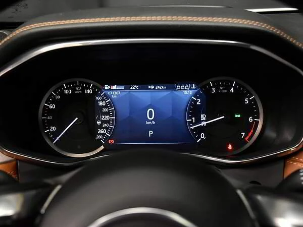 2023 Jaguar F-Pace - Image 12 of 15