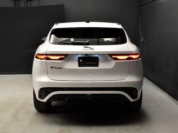 2023 Jaguar F-Pace - Image 6 of 15