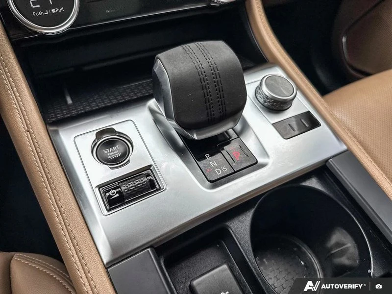 2023 Jaguar F-Pace - Image 15 of 20