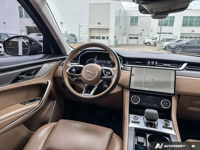 2023 Jaguar F-Pace - Image 9 of 20