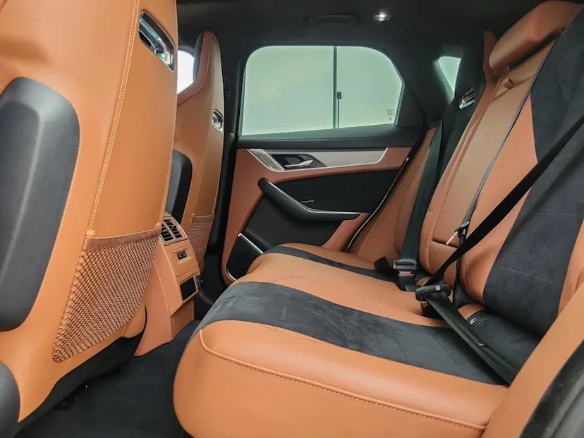 2023 Jaguar F-Pace SVR - Image 14 of 15
