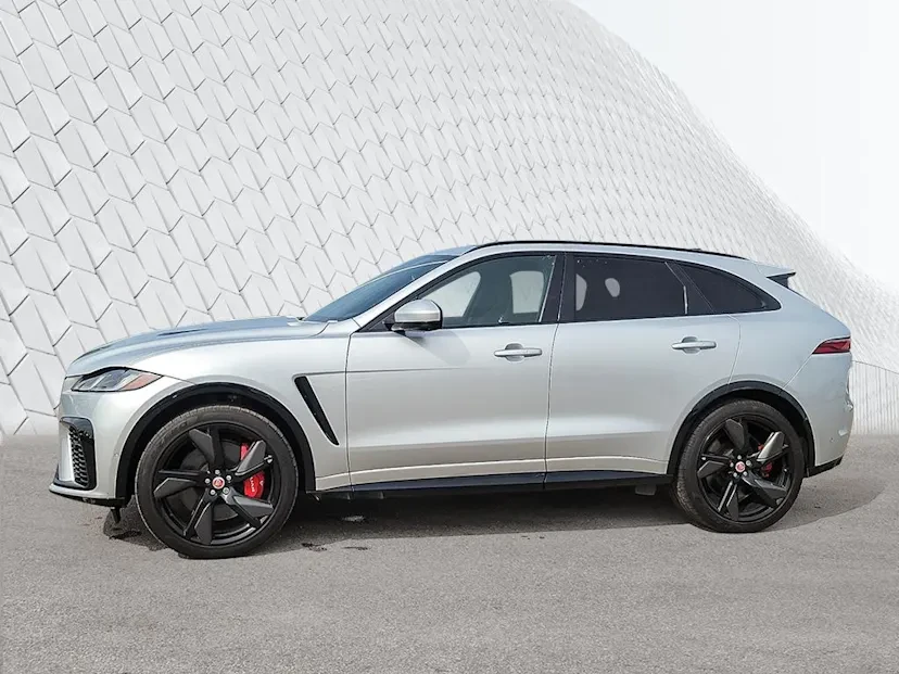 2023 Jaguar F-Pace SVR - Image 3 of 15