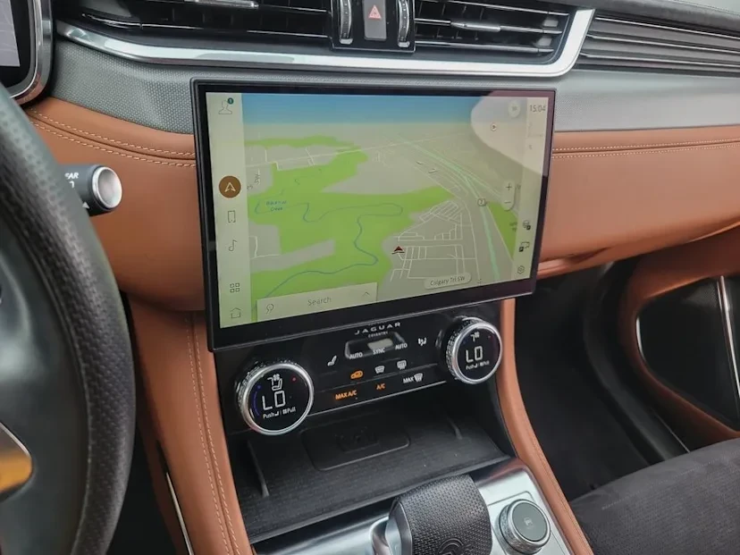 2023 Jaguar F-Pace SVR - Image 12 of 15