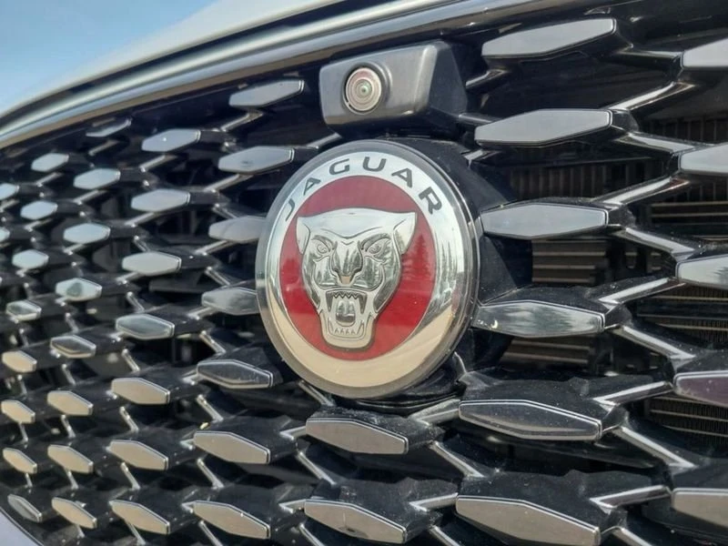 2023 Jaguar F-Pace SVR - Image 6 of 20