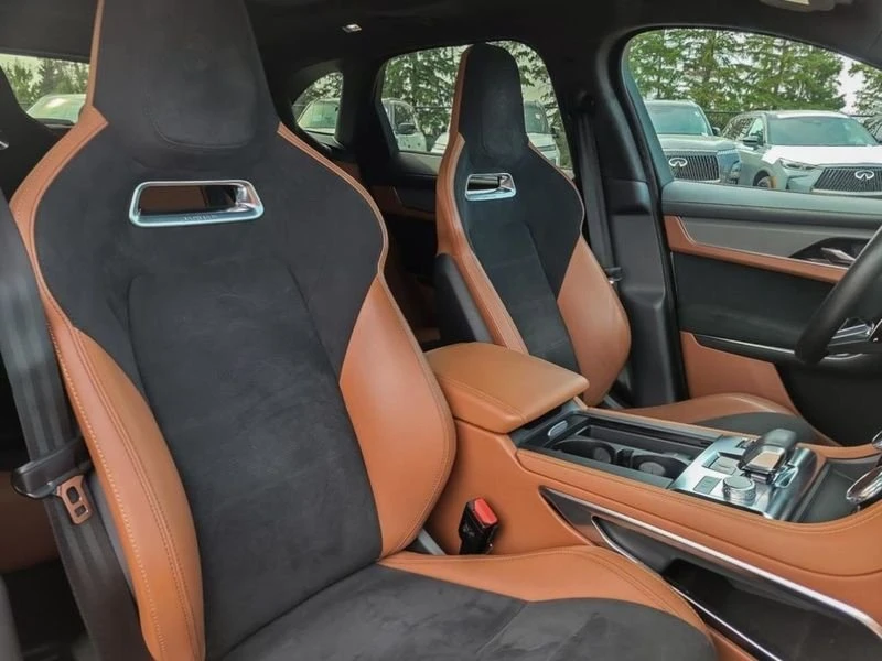 2023 Jaguar F-Pace SVR - Image 17 of 20