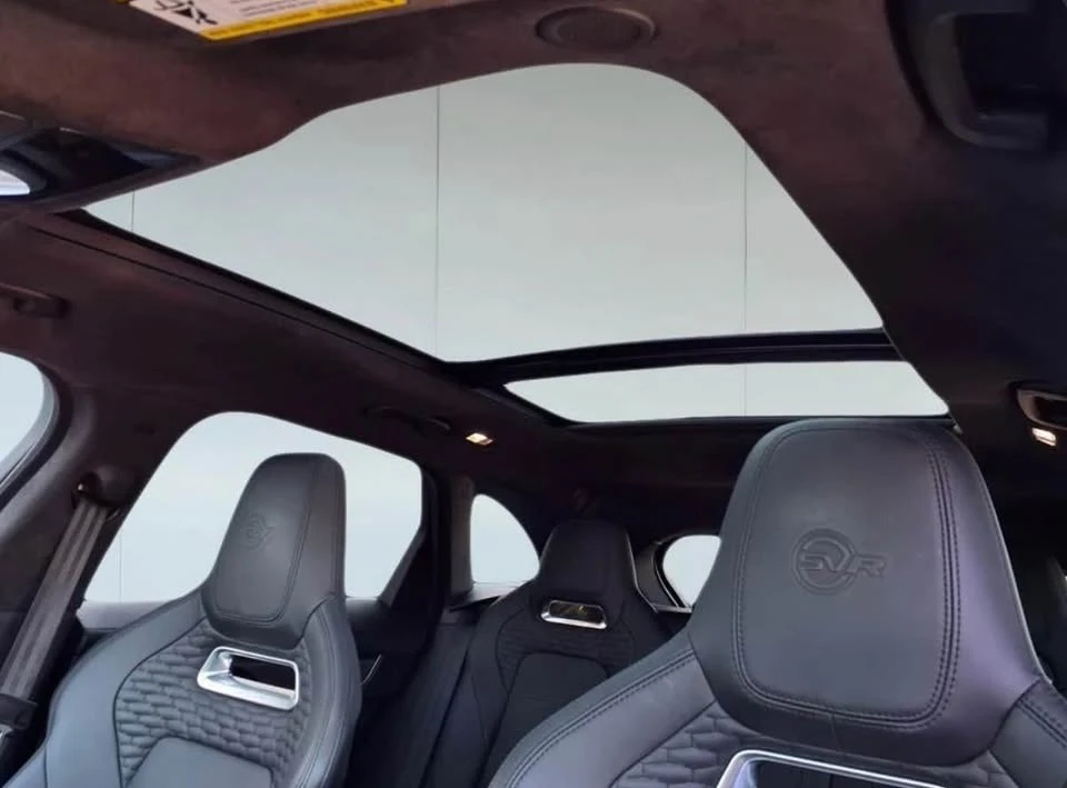 2023 Jaguar F-Pace SVR - Image 6 of 9