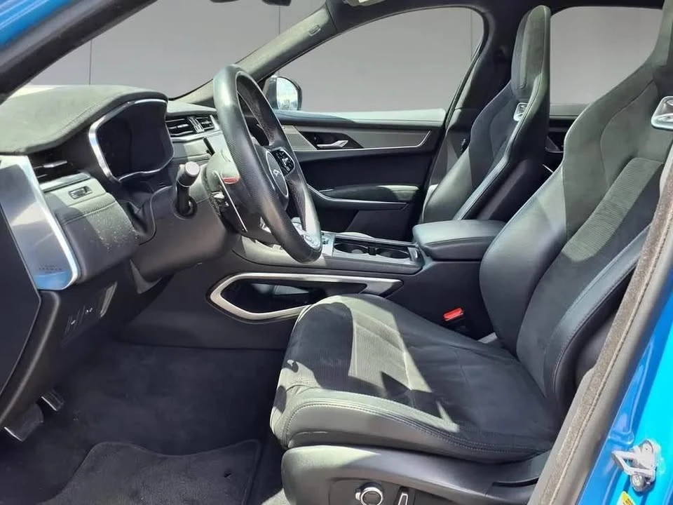 2023 Jaguar F-Pace SVR - Image 8 of 9