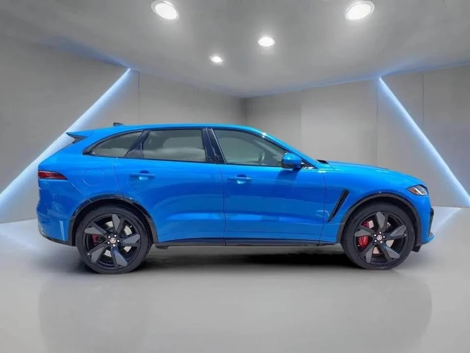 2023 Jaguar F-Pace SVR - Image 2 of 9