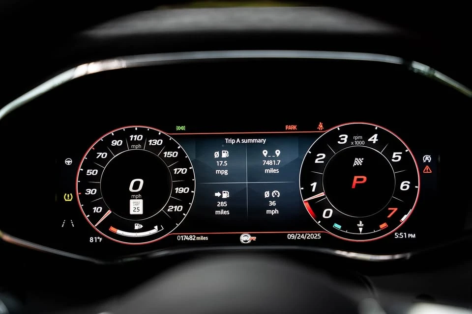 2023 Jaguar F-Pace SVR - Image 15 of 19