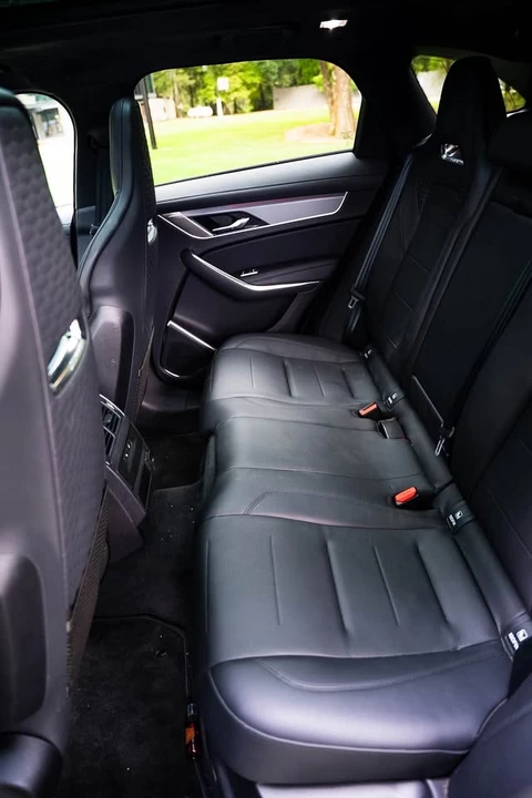 2023 Jaguar F-Pace SVR - Image 16 of 19