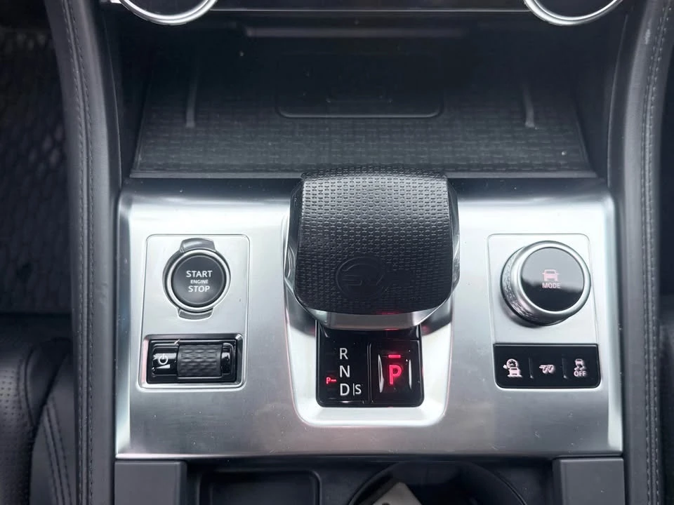 2023 Jaguar F-Pace SVR - Image 14 of 16