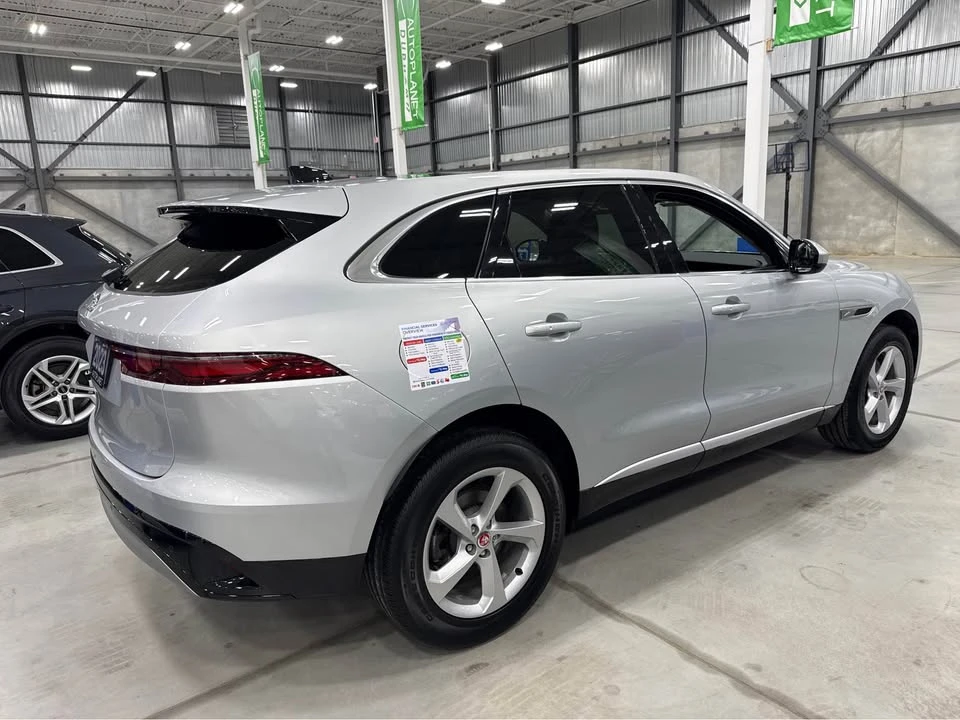 2023 Jaguar F-Pace - Image 2 of 12