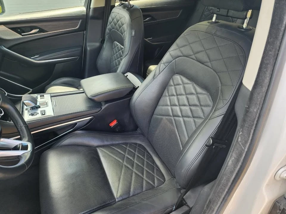 2023 Jaguar F-Pace - Image 14 of 20