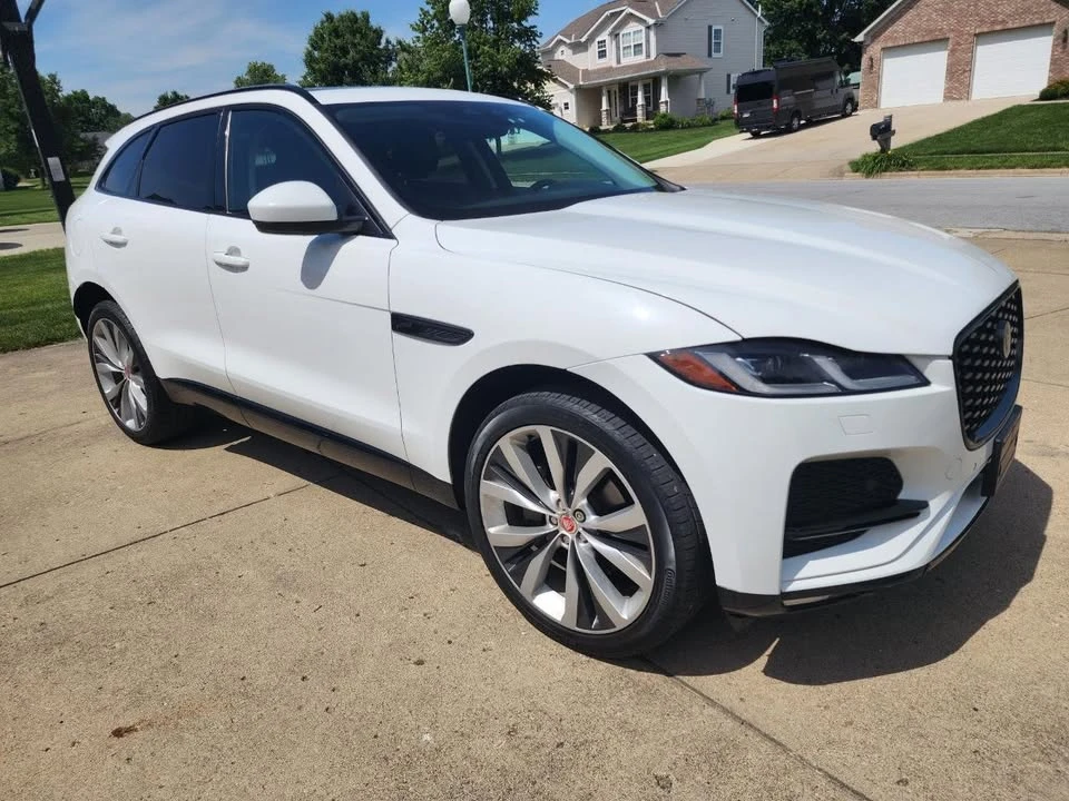 2023 Jaguar F-Pace - Image 6 of 20