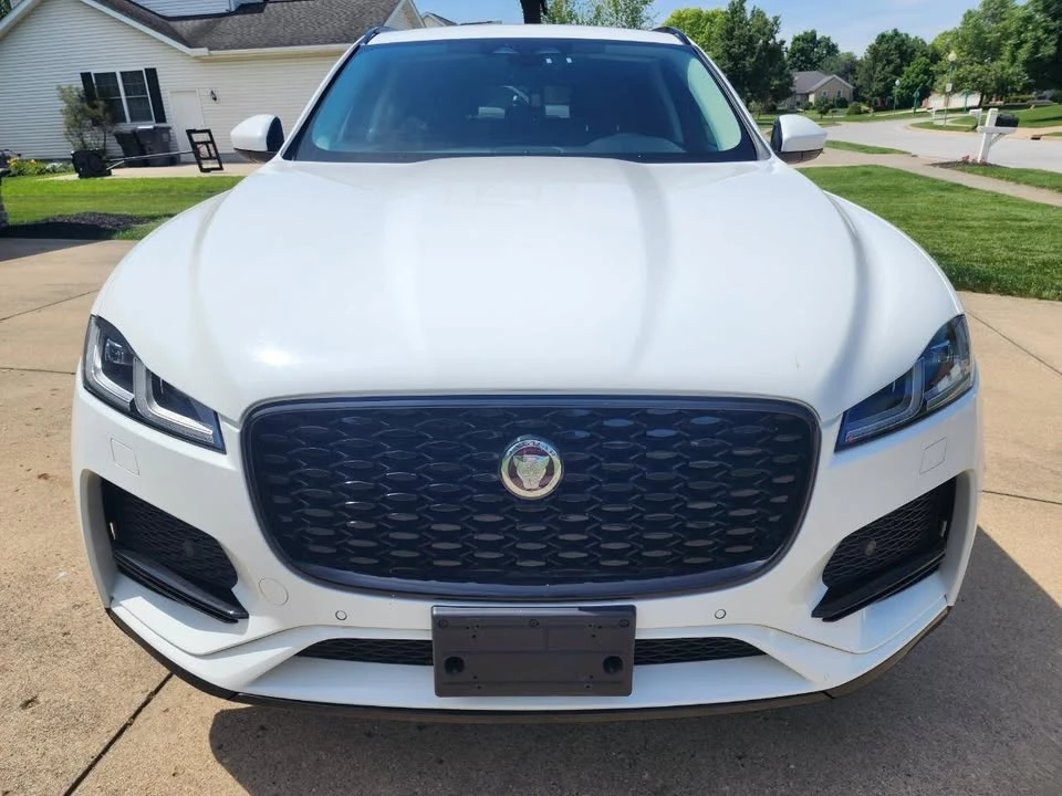 2023 Jaguar F-Pace - Image 7 of 20