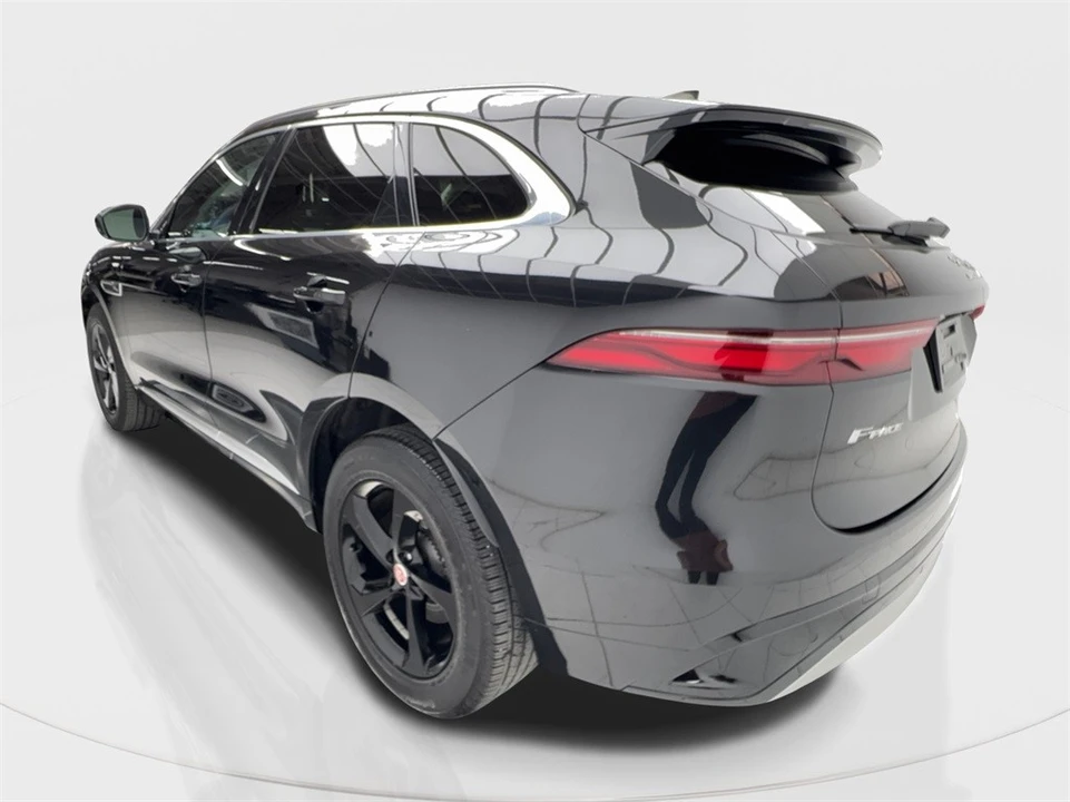 2023 Jaguar F-Pace - Image 10 of 12