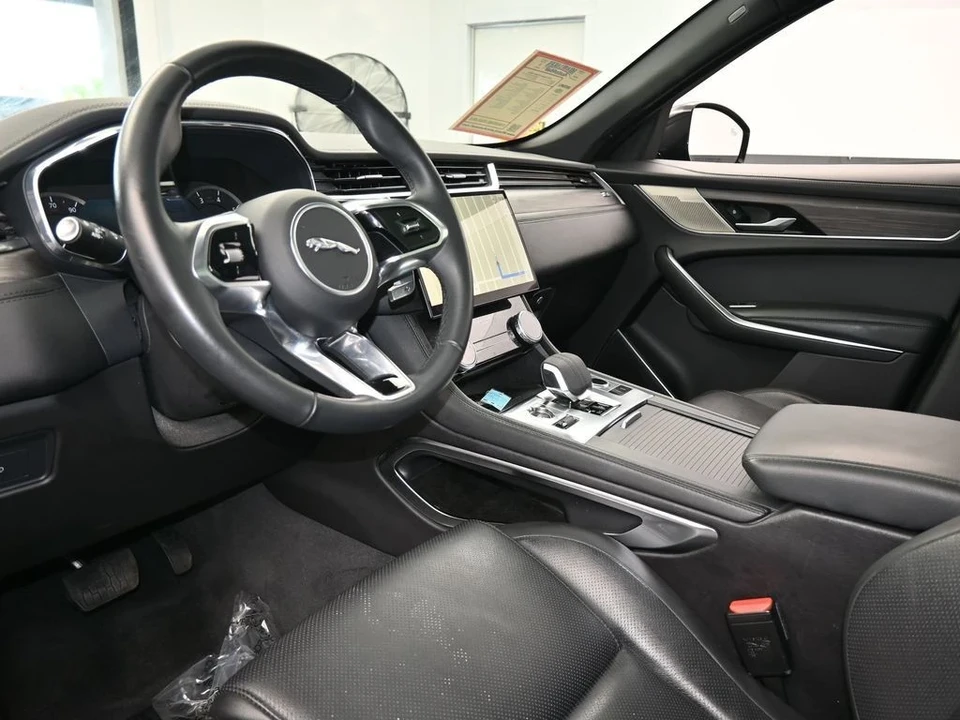 2023 Jaguar F-Pace - Image 12 of 12